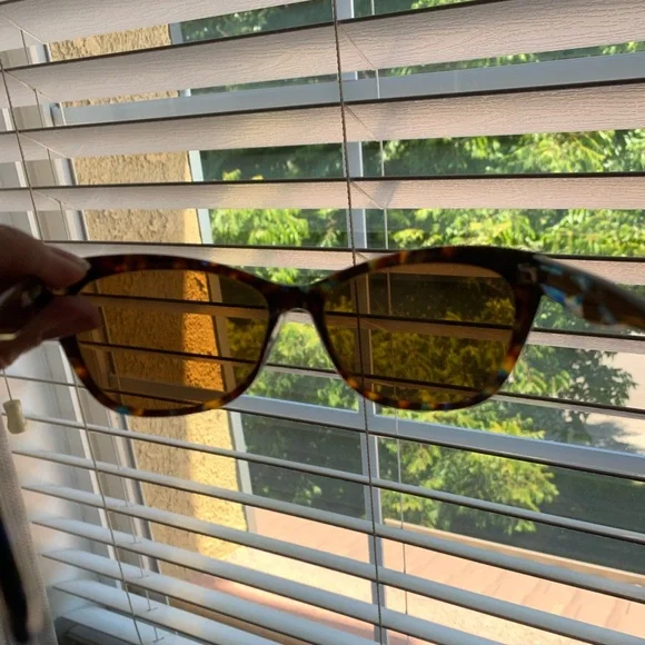 Karen Kane Blue Tortoiseshell Cat-Eye Sunglasses - Picture 12 of 17